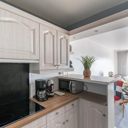 Au Bruit Des Vagues Apartment บินิค ภายนอก รูปภาพ