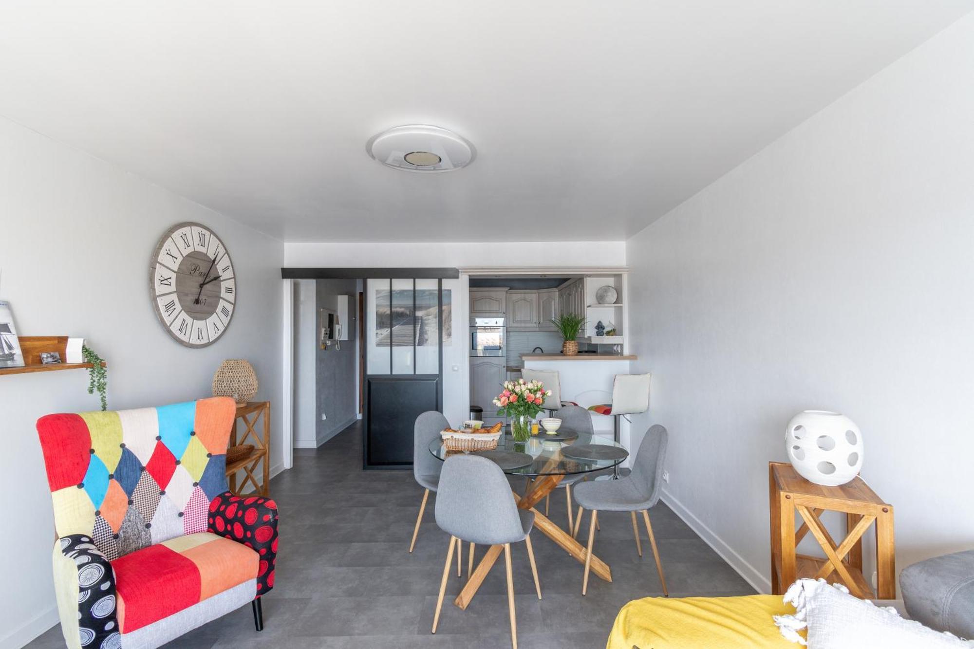 Au Bruit Des Vagues Apartment บินิค ภายนอก รูปภาพ
